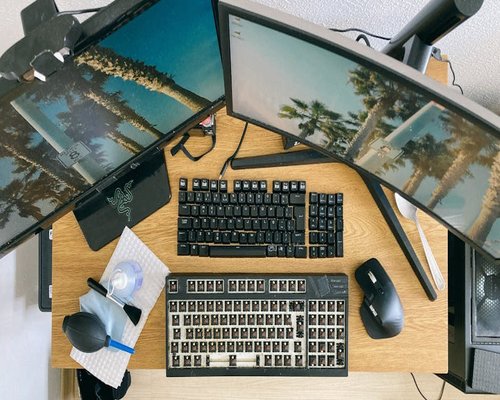 A messy desk vs a clean setup with good ergonomics